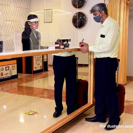 Oyo 1021 Hotel Gayatri Residency Tirath Luaran gambar