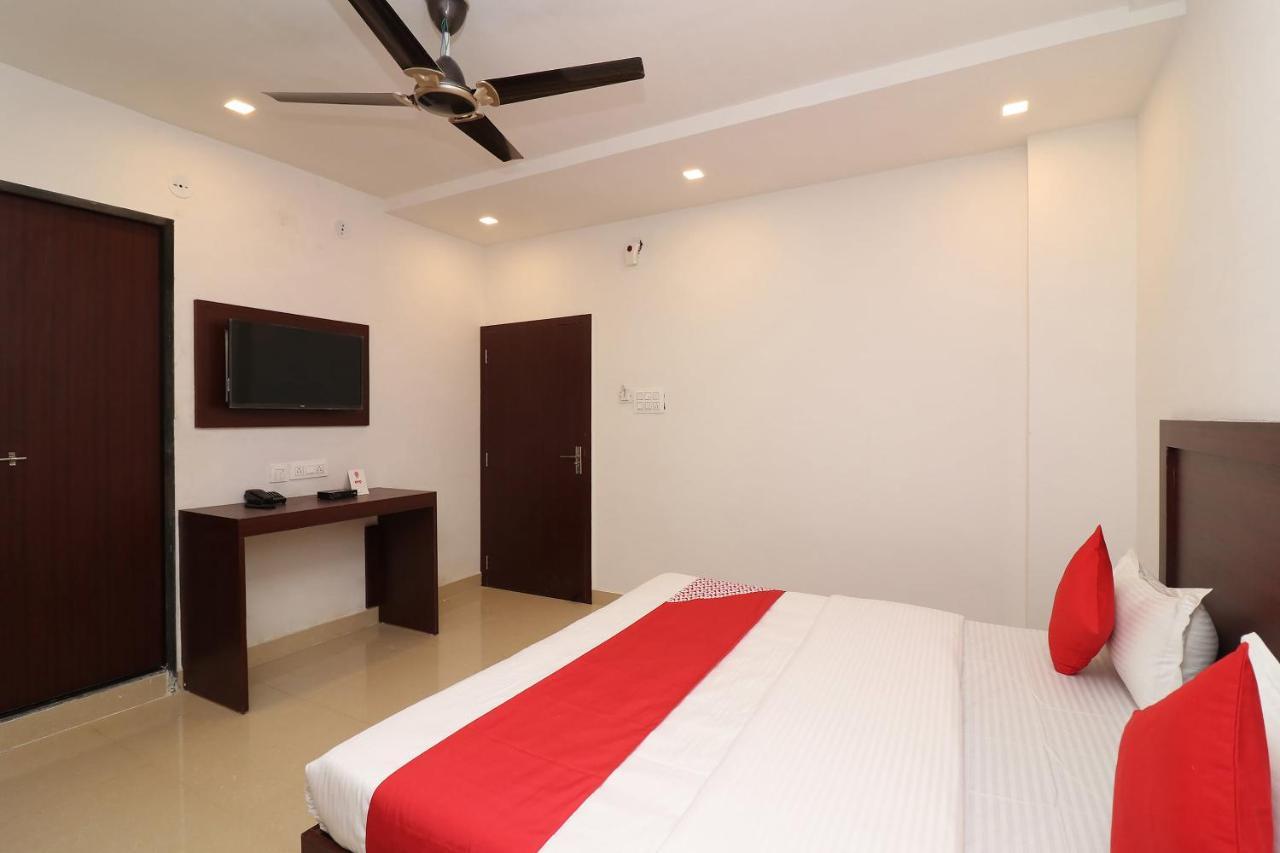 Oyo 1021 Hotel Gayatri Residency Tirath Luaran gambar