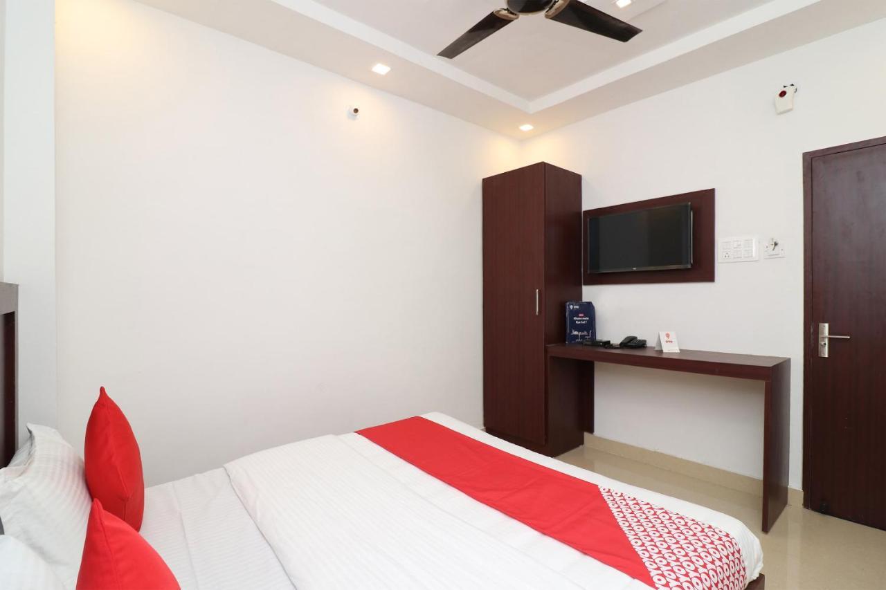 Oyo 1021 Hotel Gayatri Residency Tirath Luaran gambar