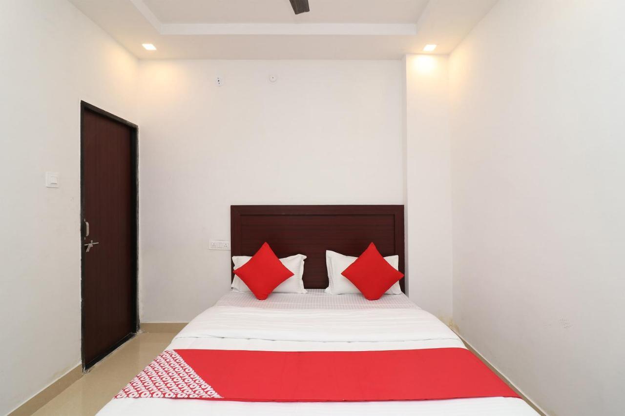 Oyo 1021 Hotel Gayatri Residency Tirath Luaran gambar